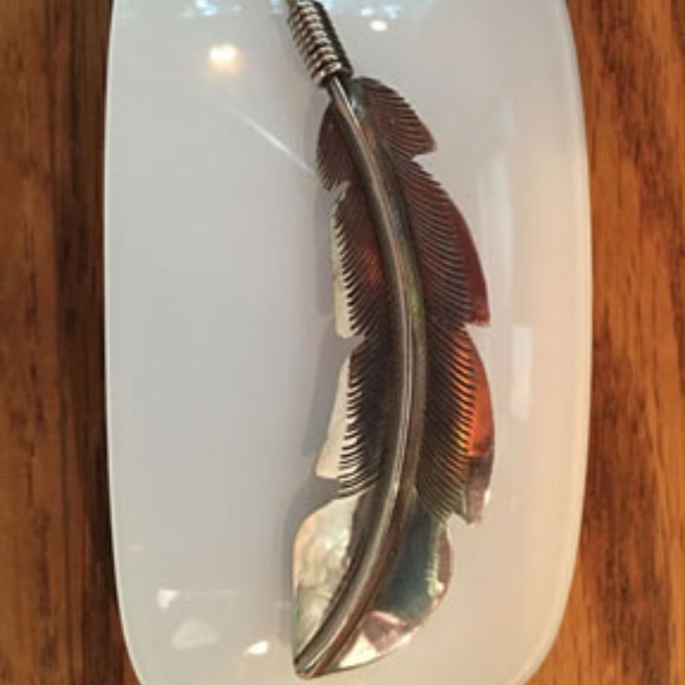 Handcrafted Sterling Silver Carved Feather Pin - Picture 5 of 5